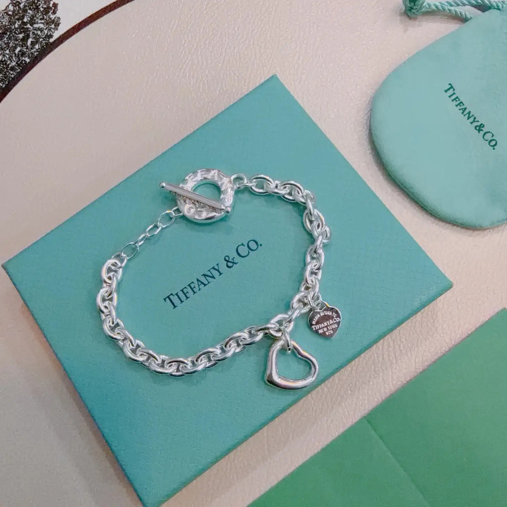 Tiffany & Co. Silver Openwork Heart Bracelet